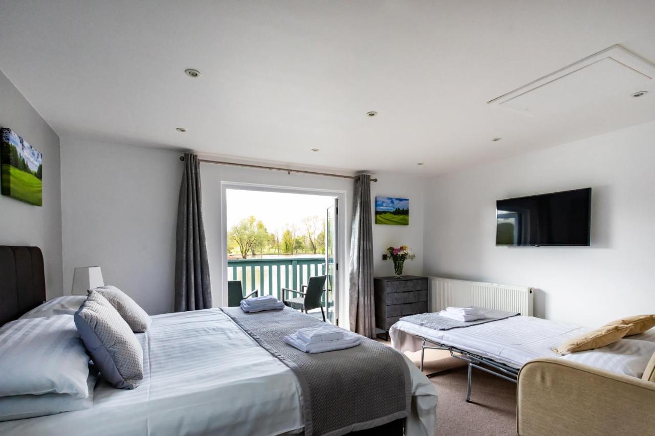 Villa The Vale Golf & Country Club Bishampton Exterior foto